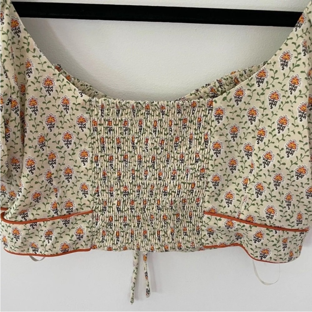 TWO PIECE TOP & SHORTS KOURT Floral Puff Sleeve Crop Top And Shorts Set     NWT - Picture 13 of 14